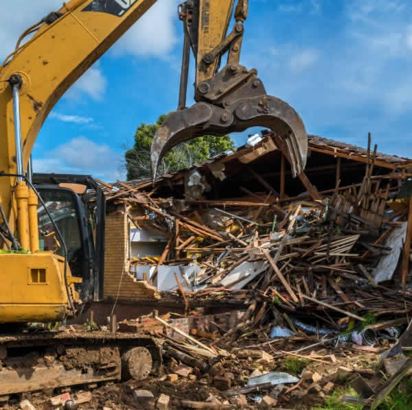 demolition contractors in Fargo-Moorhead, Wahpeton, Grand Forks, and Detroit Lakes